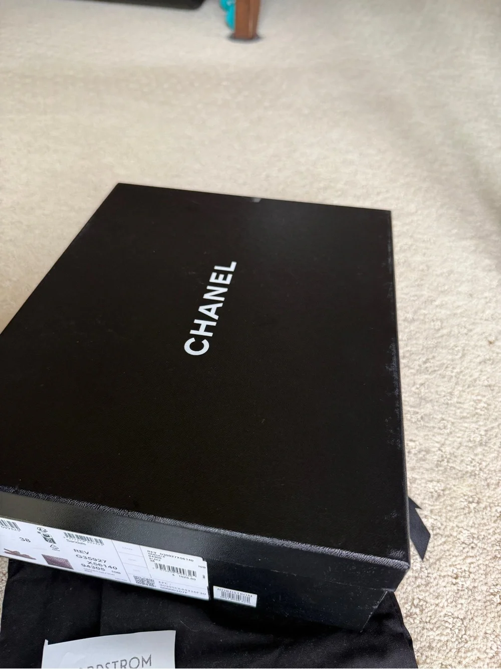 Authentic CHANEL Black Quilted caviar Leather Logo dad Sandals 38 8